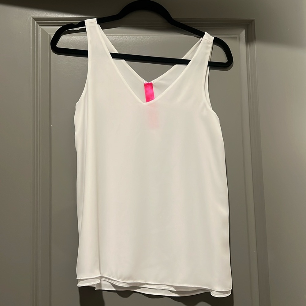 White Lilly Pulitzer florin tank top